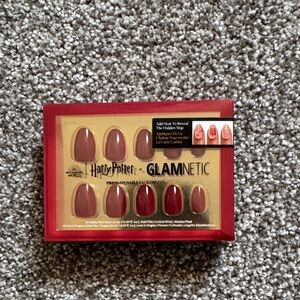 Glamnetic x Harry Potter Press-On Nails -Marauder’s Map (Color changing)